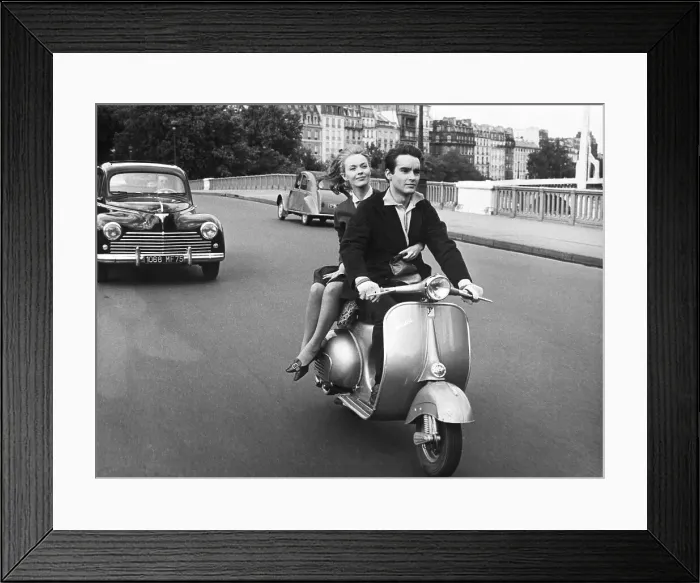 Framed Print : Jean Seberg and Philippe Forquet on Motorscooter Framed Print : Jean Seberg and Philippe Forquet on Motorscooter