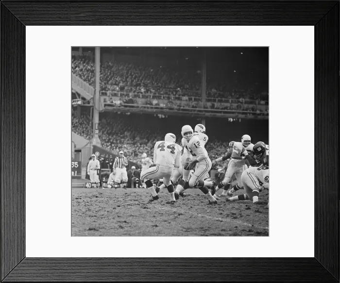 Framed Print : New York Giants Playing St. Louis Cardinals Framed Print : New York Giants Playing St. Louis Cardinals