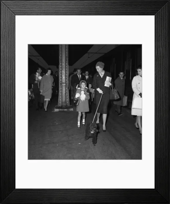 Framed Print : Princess Grace With Her Daughter Caroline Framed Print : Princess Grace With Her Daughter Caroline
