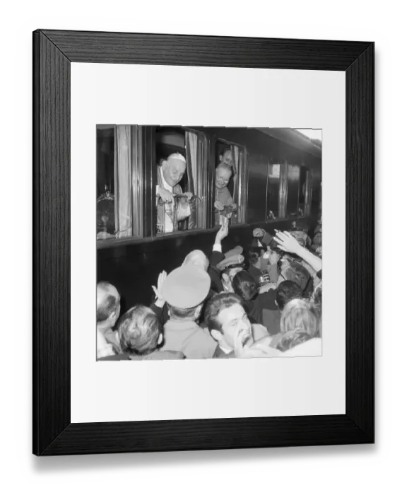 Framed Print : Pope John XXIII Greets Crowds From Train Framed Print : Pope John XXIII Greets Crowds From Train