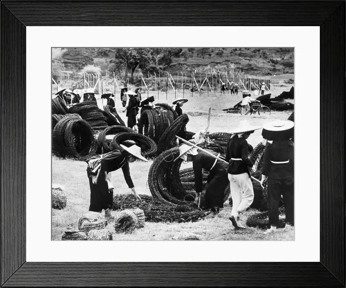 Framed Print : Barbed Wire Wall in Hong Kong Framed Print : Barbed Wire Wall in Hong Kong