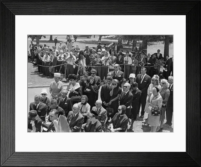 Framed Print : Joe DiMaggio at Marilyn Monroe's Funeral