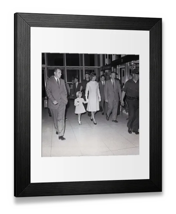 Framed Print : Jacqueline Kennedy And Caroline Kennedy at Airport Framed Print : Jacqueline Kennedy And Caroline Kennedy at Airport