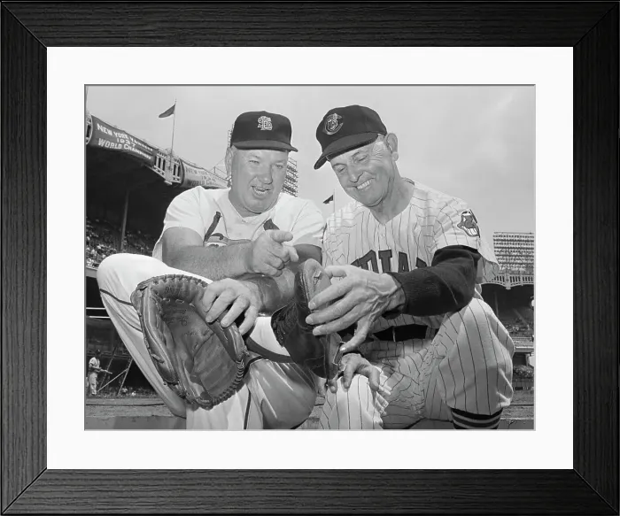 Framed Print : Dizzy Dean And Earl Averill Seated