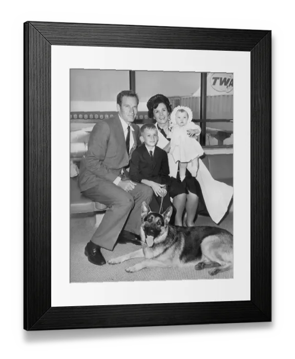 Framed Print : Heston Family at Airport Framed Print : Heston Family at Airport
