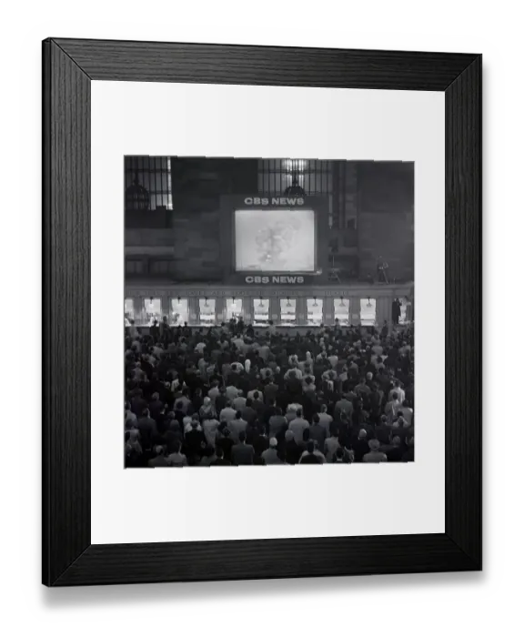Framed Print : Commuters Watch Launch From Grand Central