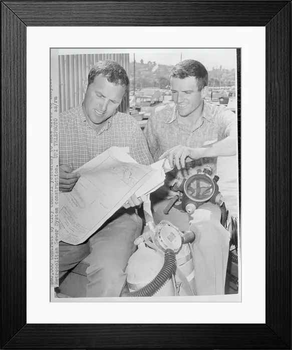 Framed Print : Jon M. Lindbergh Studying with Willie Meyers Framed Print : Jon M. Lindbergh Studying with Willie Meyers