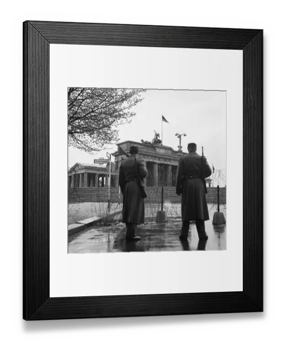 Framed Print : Brandenburg Gate / Soldiers / Barbed Wire Framed Print : Brandenburg Gate / Soldiers / Barbed Wire
