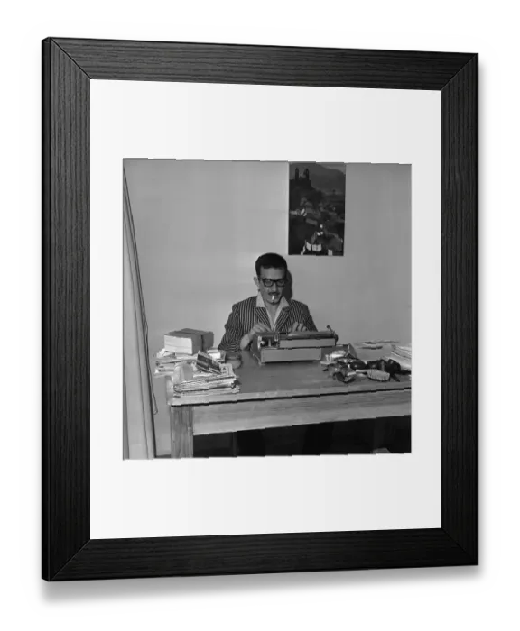 Framed Print : Gabriel Garcia Marquez Framed Print : Gabriel Garcia Marquez