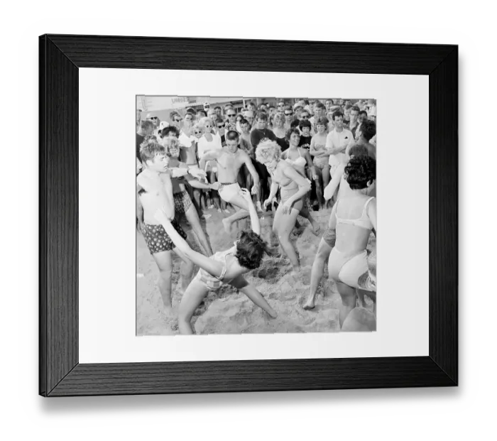 Framed Print : Young Collegians Enjoying the Beach at Spring Break Framed Print : Young Collegians Enjoying the Beach at Spring Break