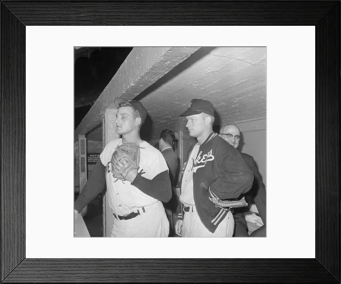 Framed Print : Roger Maris with Jim Bouton Framed Print : Roger Maris with Jim Bouton