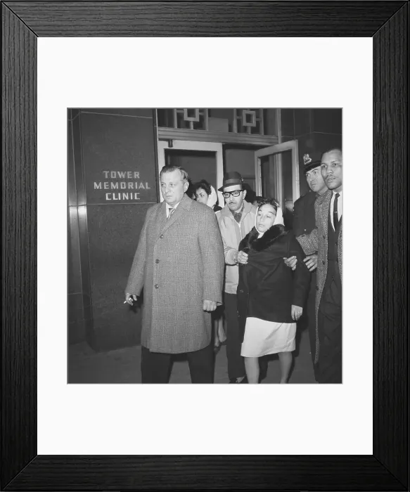 Framed Print : Boxer Benny Paret's Family Leaving Hospital Framed Print : Boxer Benny Paret's Family Leaving Hospital