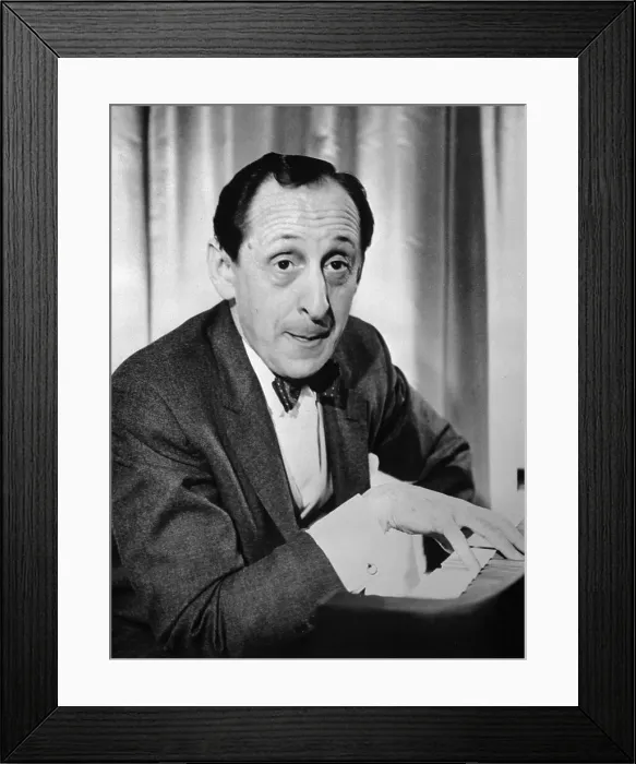 Framed Print : Pianist Vladimir Horowitz