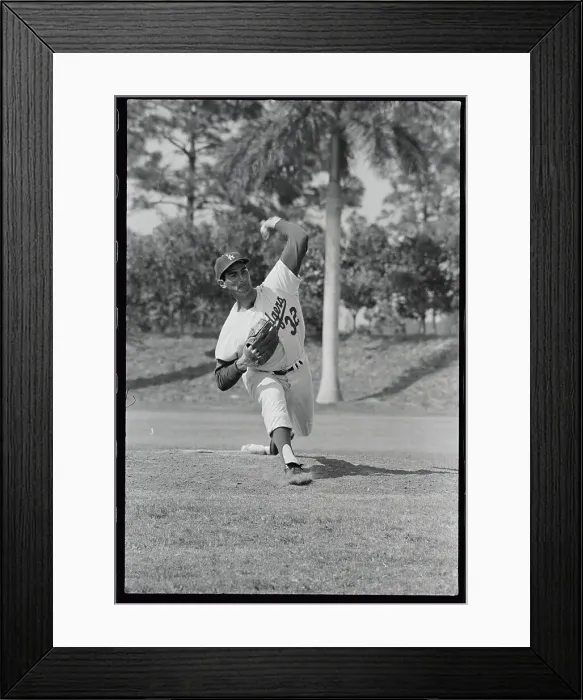 Framed Print : Sandy Koufax Throwing Pitch Framed Print : Sandy Koufax Throwing Pitch