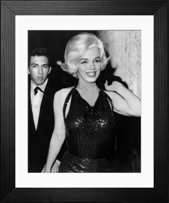 Framed Print : Marilyn Monroe Framed Print : Marilyn Monroe