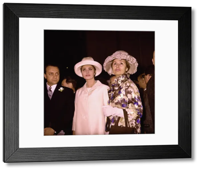 Framed Print : Sophia Loren with Her Mother Framed Print : Sophia Loren with Her Mother