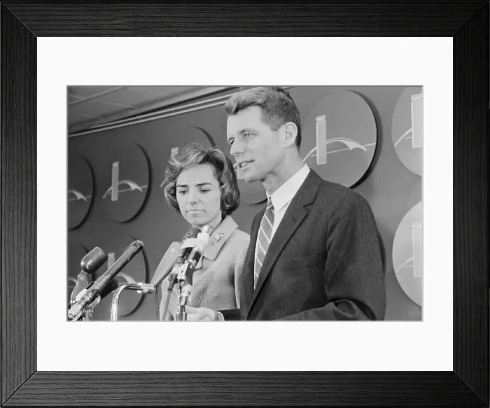 Framed Print : Robert And Ethel Kennedy At Airport Framed Print : Robert And Ethel Kennedy At Airport