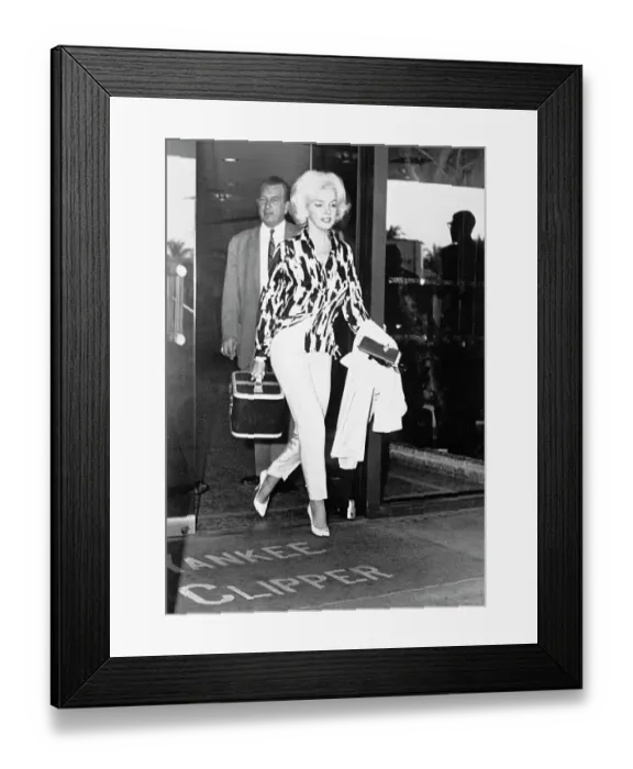 Framed Print : Marilyn Monroe Leaving Yankee Clipper Hotel Framed Print : Marilyn Monroe Leaving Yankee Clipper Hotel