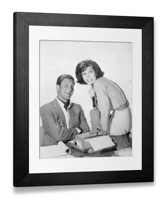 Framed Print : Mary Tyler Moore and Dick Van Dyke Framed Print : Mary Tyler Moore and Dick Van Dyke