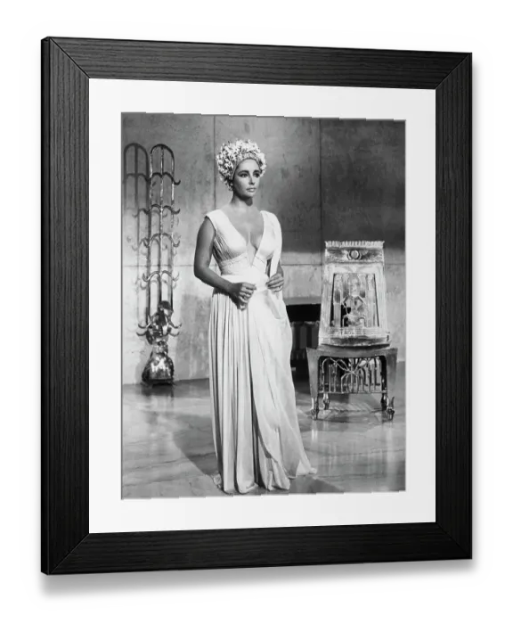 Framed Print : Elizabeth Taylor as Cleopatra Framed Print : Elizabeth Taylor as Cleopatra