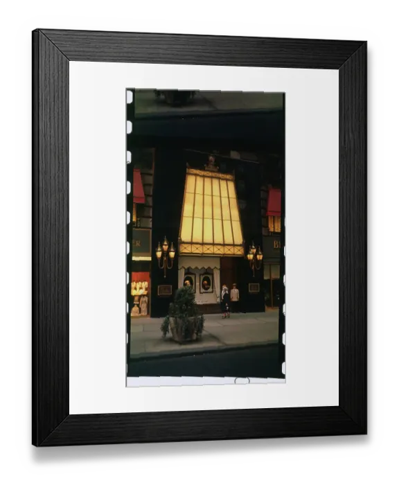 Framed Print : Exterior View of House of Revlon Beauty Salon Framed Print : Exterior View of House of Revlon Beauty Salon