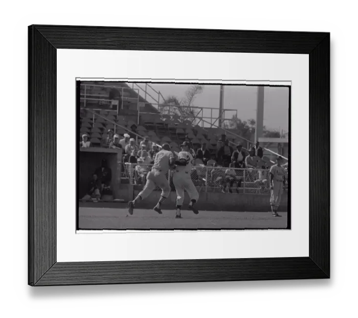 Framed Print : Bill White in Trouble at Baseline Framed Print : Bill White in Trouble at Baseline
