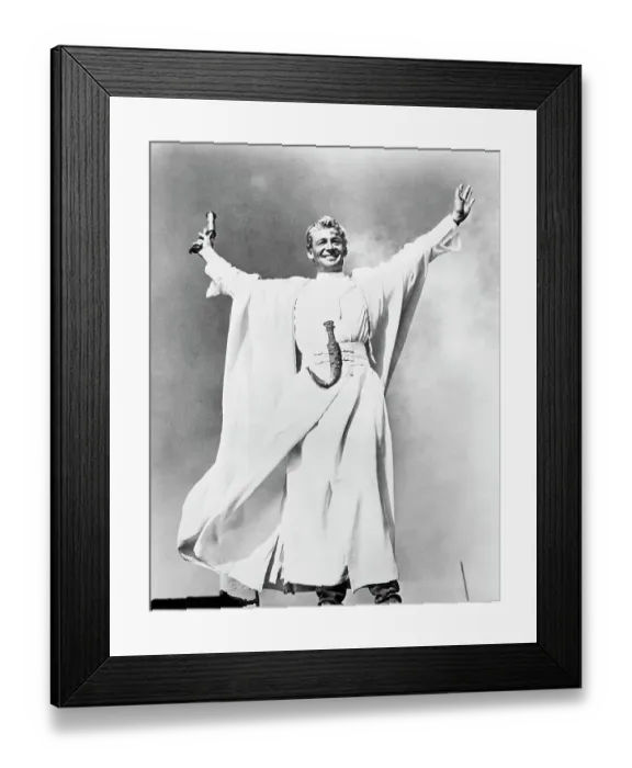 Framed Print : Peter O'Toole as T.E. Lawrence