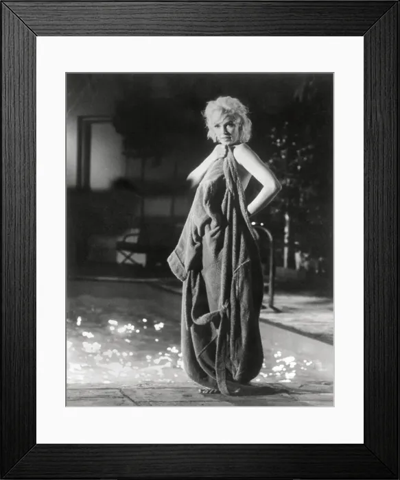 Framed Print : Marilyn Monroe in Bathrobe Framed Print : Marilyn Monroe in Bathrobe