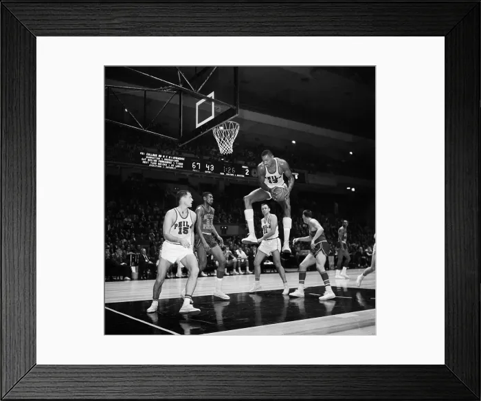 Framed Print : Wilt Chamberlain Leaping Framed Print : Wilt Chamberlain Leaping