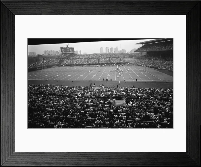 Framed Print : Wrigley Field Framed Print : Wrigley Field