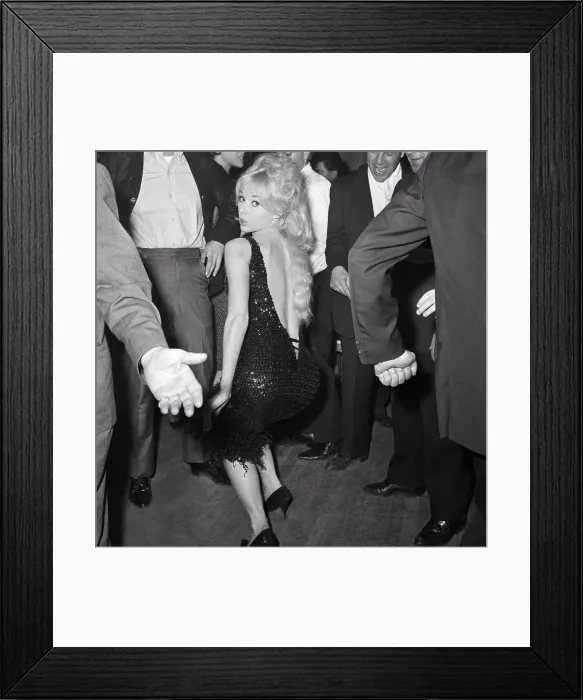 Framed Print : Vikki Dougan Does the Twist Framed Print : Vikki Dougan Does the Twist