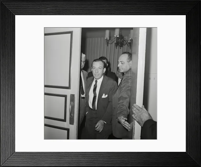Framed Print : Mayor Robert Wagoner Leaving