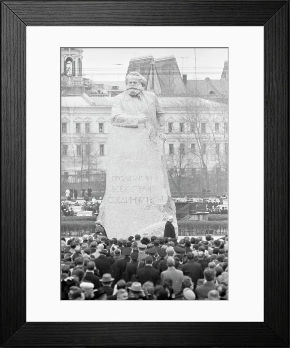Framed Print : Soviet Leaders with Khrushchev at Marx Monument