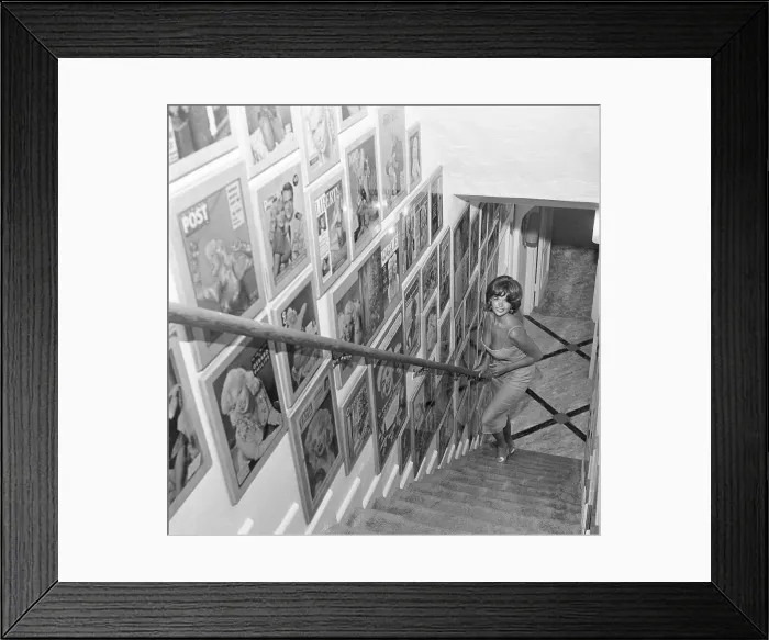 Framed Print : Jayne Mansfield on Staircase Framed Print : Jayne Mansfield on Staircase