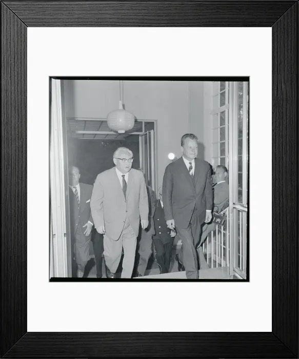 Framed Print : Willy Brnadt and Erich Ollenhauer Framed Print : Willy Brnadt and Erich Ollenhauer
