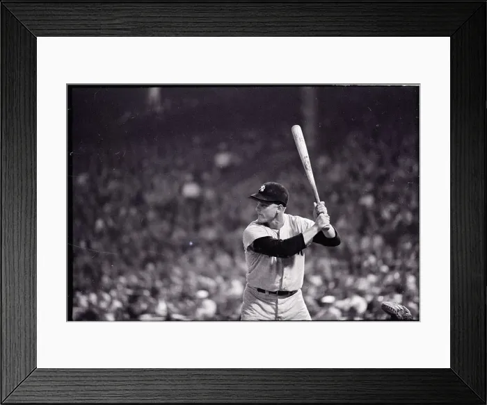 Framed Print : Roger Maris In Batting Stance - Waist Up Framed Print : Roger Maris In Batting Stance - Waist Up