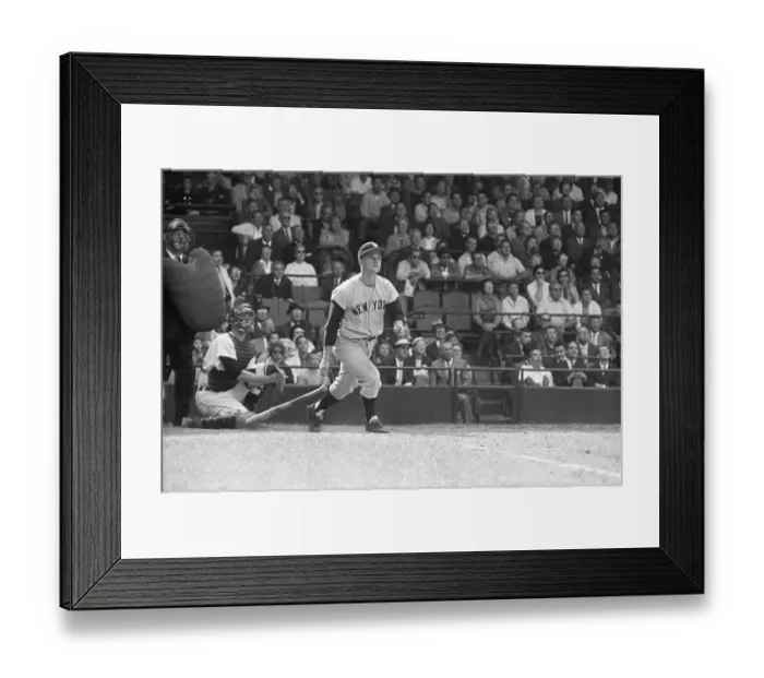 Framed Print : Roger Maris Drops Bat After Hittng Homer Framed Print : Roger Maris Drops Bat After Hittng Homer
