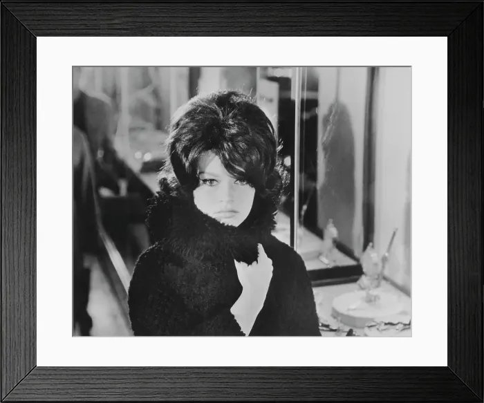 Framed Print : Close up Portrait of Brigitte Bardot Framed Print : Close up Portrait of Brigitte Bardot
