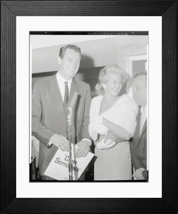 Framed Print : Rock Hudson and Marilyn Maxwell Framed Print : Rock Hudson and Marilyn Maxwell