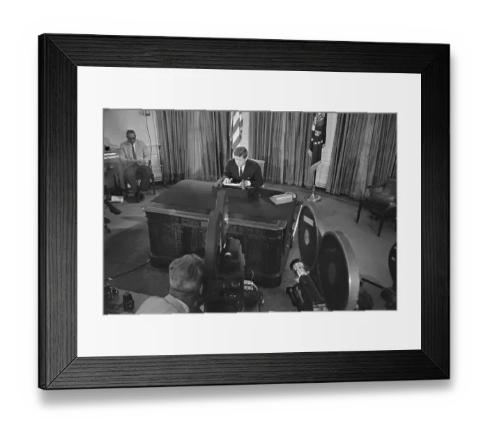 Framed Print : President John Kennedy Making a Statement in Oval Office Framed Print : President John Kennedy Making a Statement in Oval Office
