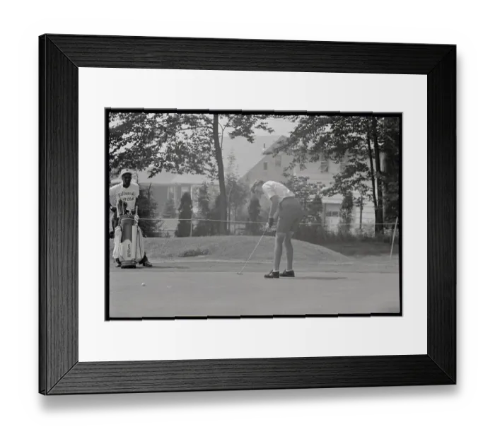 Framed Print : Mickey Wright Sinking Putt Framed Print : Mickey Wright Sinking Putt