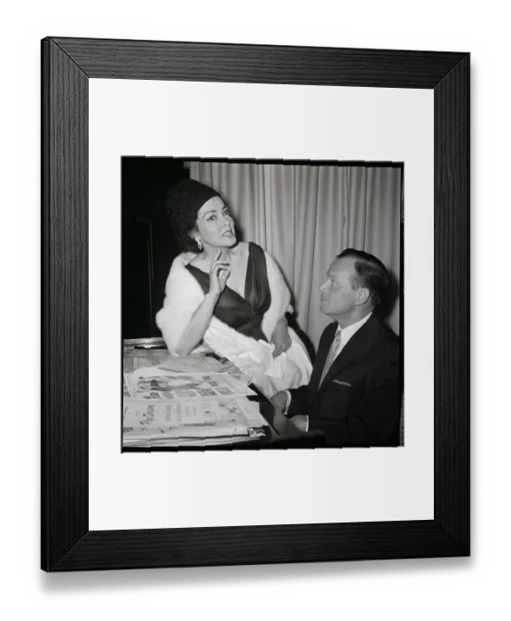 Framed Print : Kathryn Grayson Celebrates Return to Show Business Framed Print : Kathryn Grayson Celebrates Return to Show Business