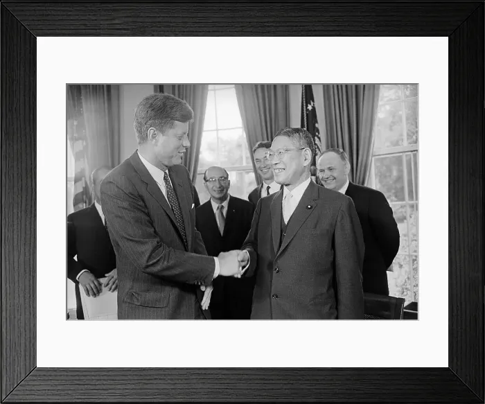 Framed Print : John Kennedy Greeting Hayato Ikeda Framed Print : John Kennedy Greeting Hayato Ikeda