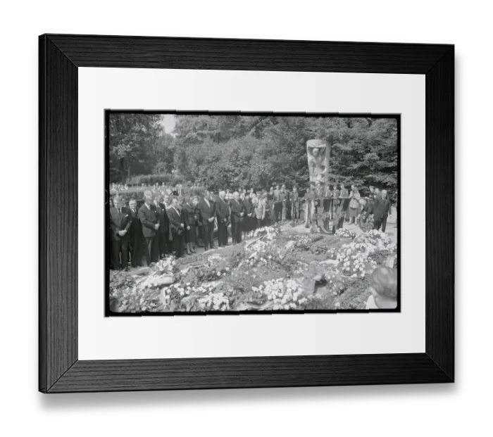 Framed Print : Willy Brandt and Others at Commemorative Ceremony Framed Print : Willy Brandt and Others at Commemorative Ceremony