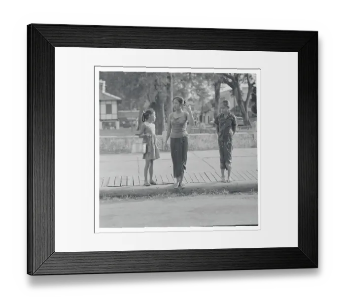 Framed Print : Laotians in Wet Clothing Framed Print : Laotians in Wet Clothing