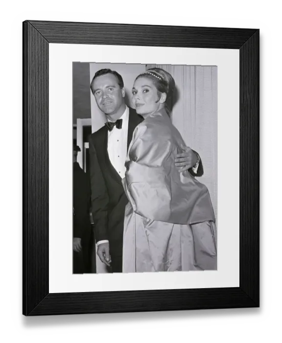 Framed Print : Jack Lemmon Arrives At Oscar Ceremonies Framed Print : Jack Lemmon Arrives At Oscar Ceremonies