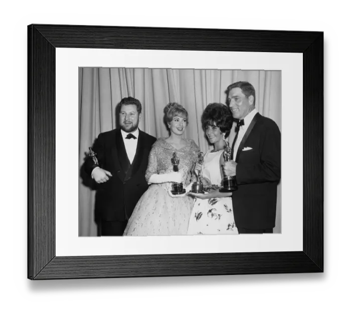 Framed Print : Actors and Actresses Holding Oscars Framed Print : Actors and Actresses Holding Oscars