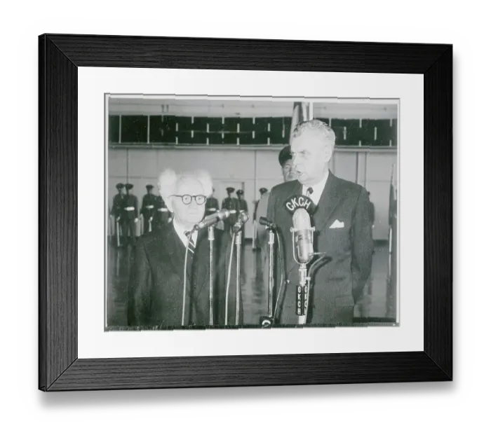 Framed Print : John Diefenbaker with David Ben Gurion Framed Print : John Diefenbaker with David Ben Gurion