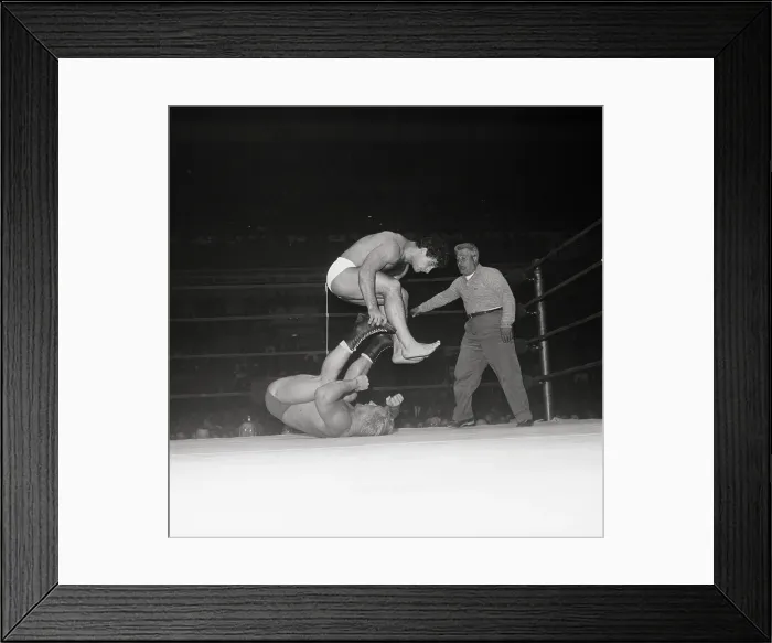 Framed Print : Vittorio Apollo and Buddy Rodgers During Match