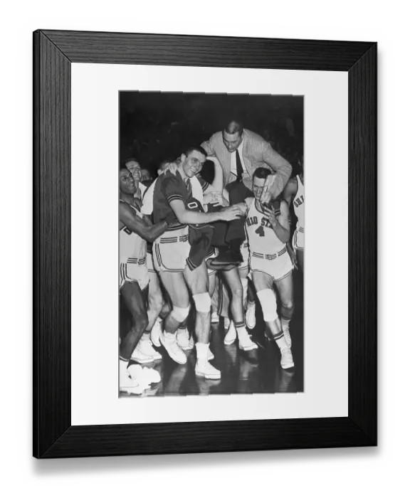 Framed Print : Ohio Buckeyes Basketball Team Celebrating Victory Framed Print : Ohio Buckeyes Basketball Team Celebrating Victory